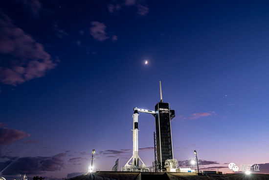 SpaceX再送4人上太空，马斯克保证这次飞船厕所不会漏了-PK技术网