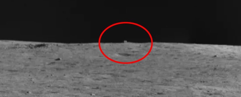 玉兔2号在月球背面瞥见了一个类似方碑的物体
